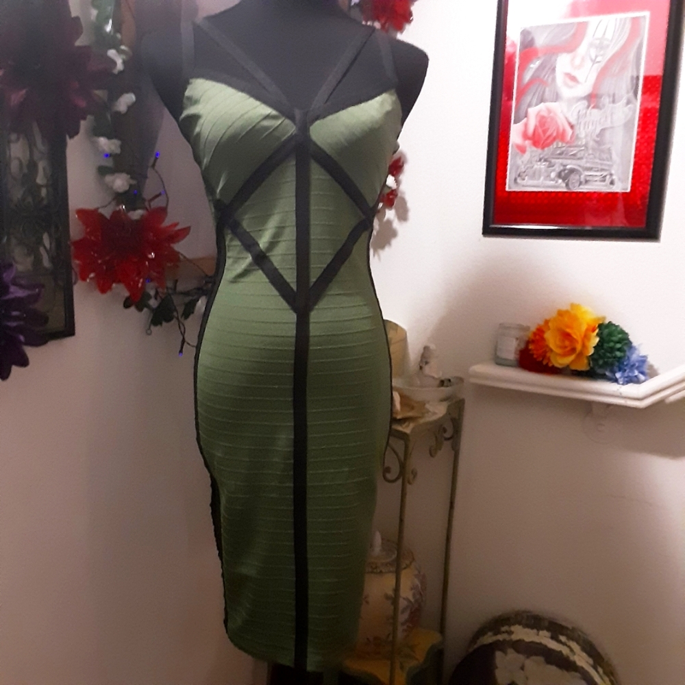 WOW COUTURE GREEN BLACK BANDAGE DRESS